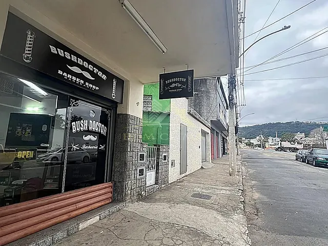 Loja com 20m², para alugar, no bairro Manoel Honório em Juiz de Fora