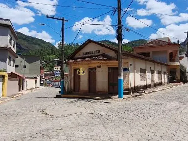 Loja com 126m², à venda, no bairro Centro em Passa Vinte