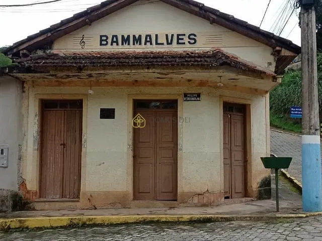 Loja com 126m², à venda, no bairro Centro em Passa Vinte