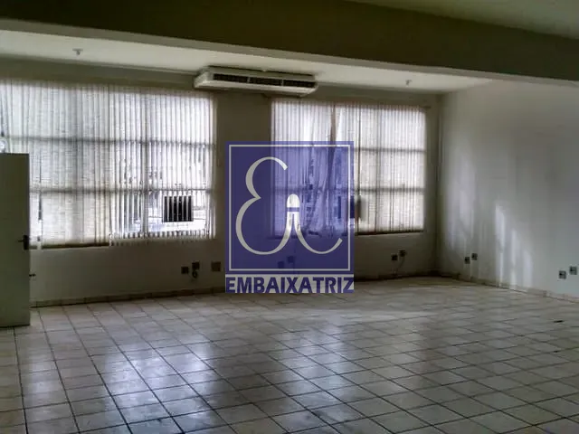 Loja com 230m², para alugar, no bairro Jardim Alvorada em São José dos Campos