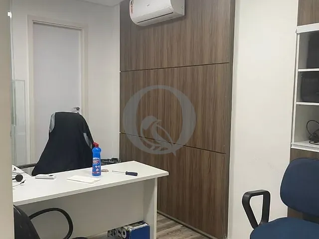 Loja à venda ou para alugar, no bairro Vila Gomes Cardim em São Paulo