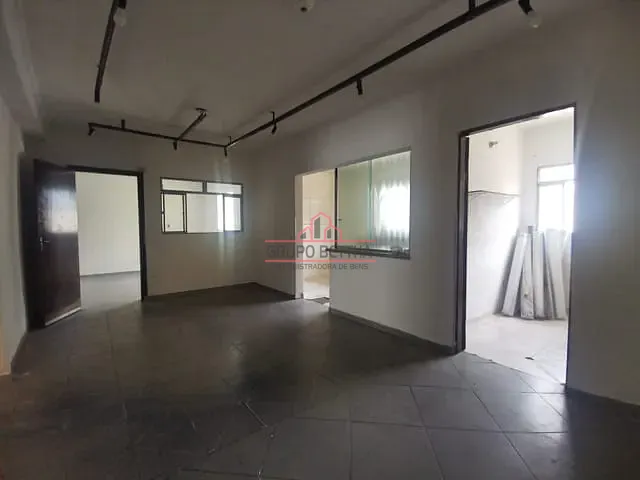 Loja com 220m², para alugar, no bairro Centro em Barueri