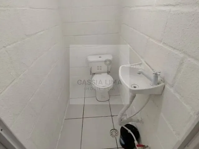 Loja com 40m², para alugar, no bairro Brás em São Paulo