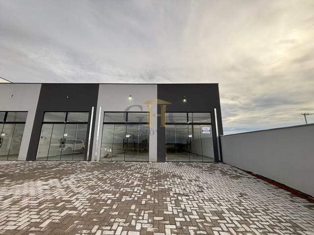 Sala com 600m², à venda, no bairro Pacaembú Bandeiras em Salto de Pirapora