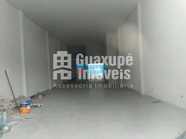 Conjunto comercial com 400m², para alugar, no bairro CENTRO em GUAXUPÉ