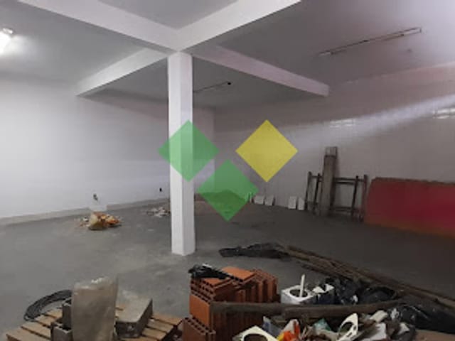 Foto do Loja - Box/Garagem em Maragogipe - Itaquaquecetuba | Imobiliária Villela Imóveis