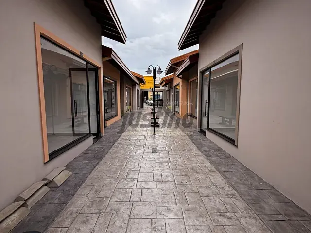 Loja para alugar, no bairro Belas Artes em Itanhaém