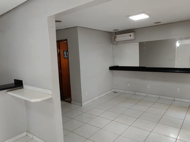 Loja com 65m², para alugar, no bairro Jardim das Esmeraldas em Aparecida de Goiânia