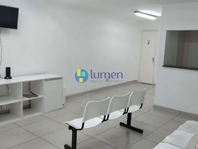 Loja à venda ou para alugar, no bairro Brás em São Paulo