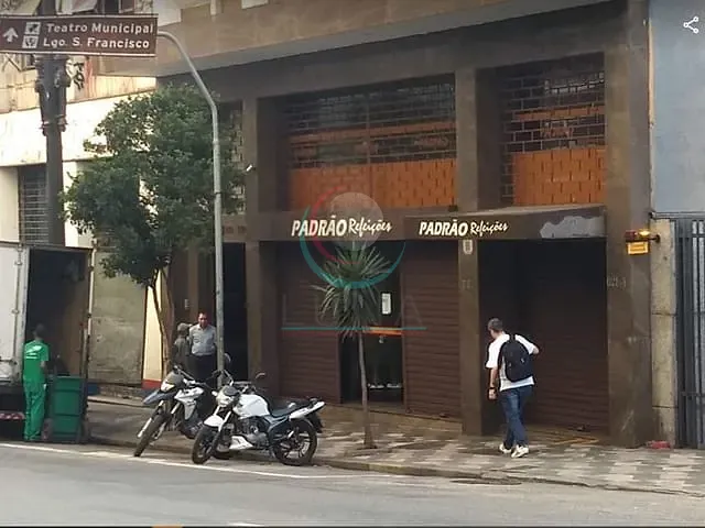 Loja com 873m², para alugar, no bairro Centro em São Paulo