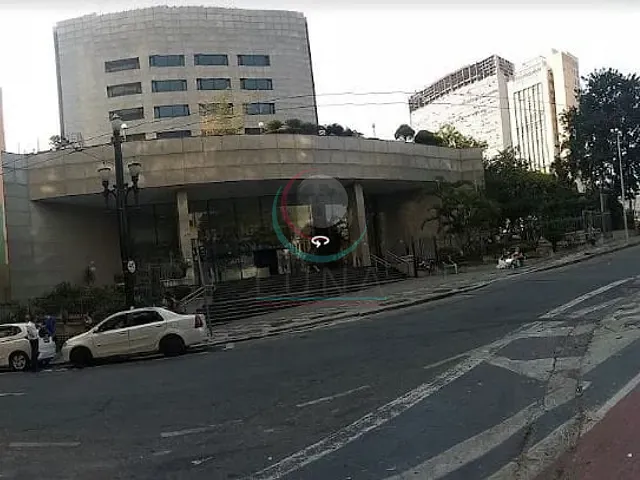 Loja com 873m², para alugar, no bairro Centro em São Paulo
