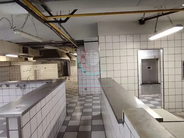 Loja com 873m², para alugar, no bairro Centro em São Paulo
