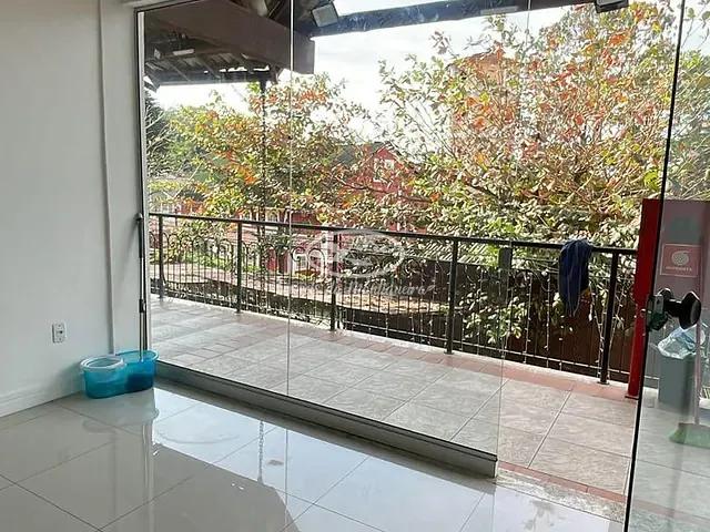 Loja à venda, no bairro Penedo em Itatiaia