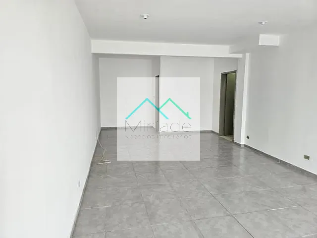 Loja com 50m², para alugar, no bairro Cajuru em Curitiba