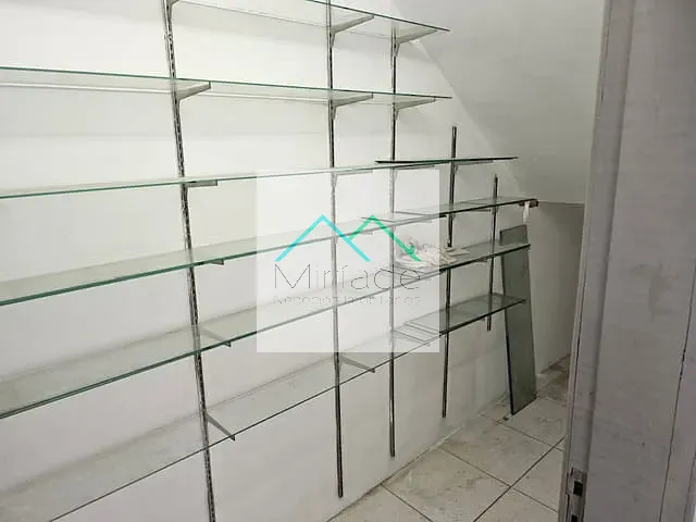 Loja com 50m², para alugar, no bairro Cajuru em Curitiba