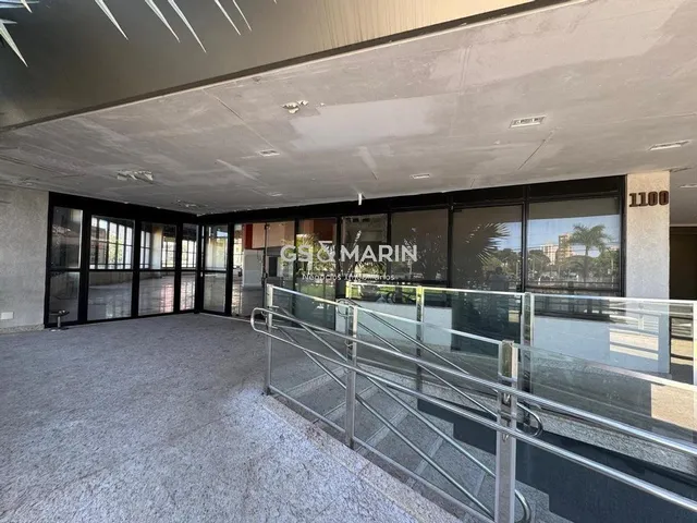 Loja com 1000m², à venda ou para alugar, no bairro Centro em Londrina