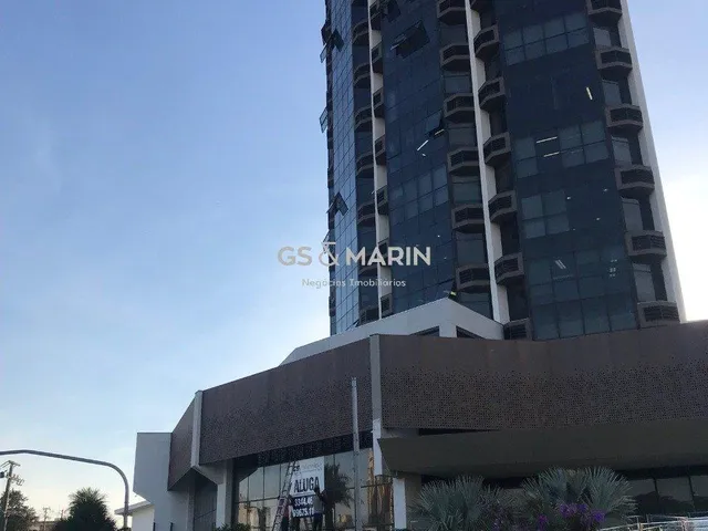 Loja com 1000m², à venda ou para alugar, no bairro Centro em Londrina