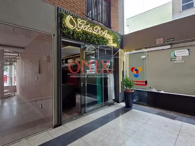 Loja com 45m², à venda ou para alugar, no bairro Centro em Suzano