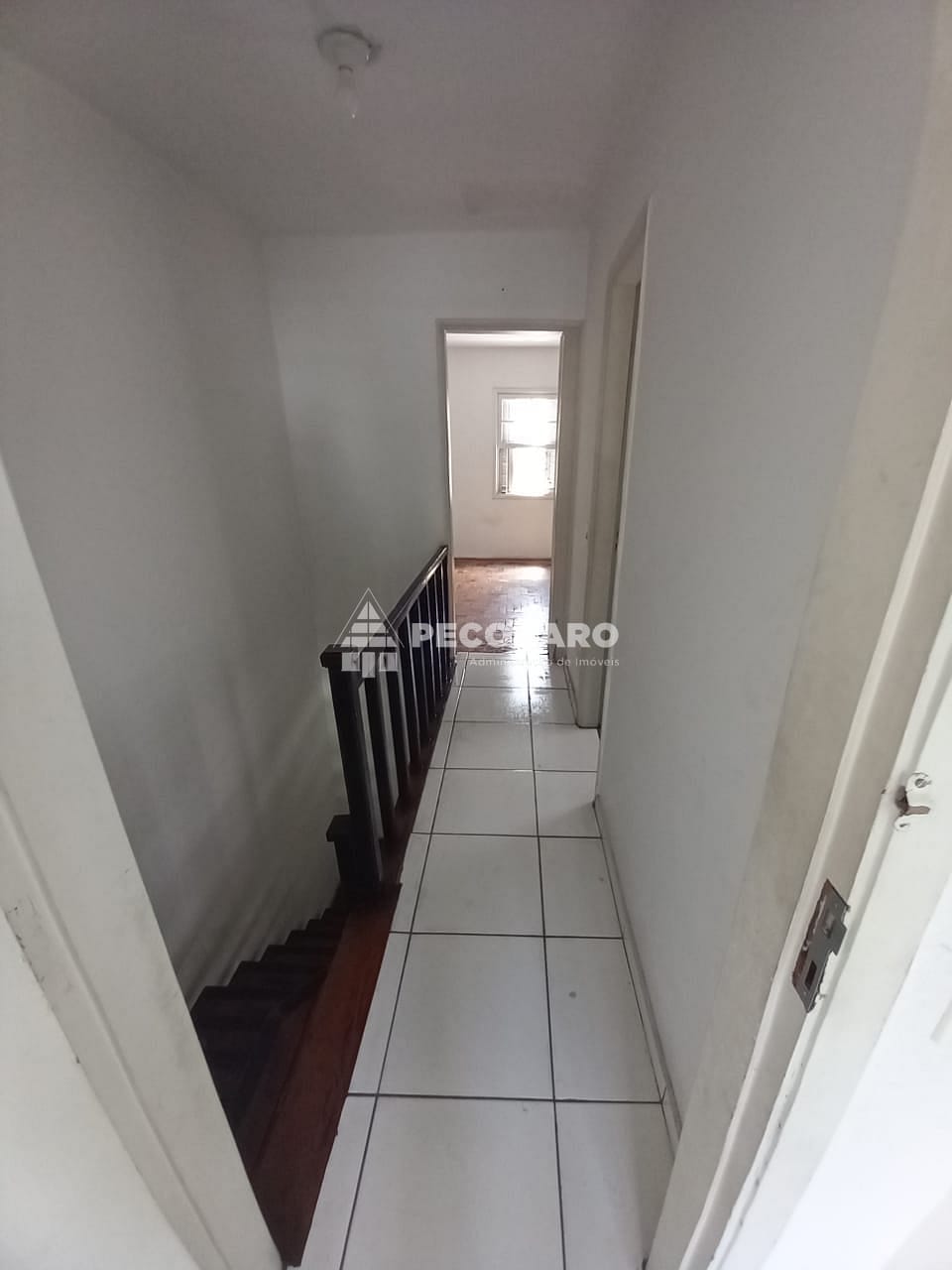 Casa para alugar com 2 quartos, 101m² - Foto 12