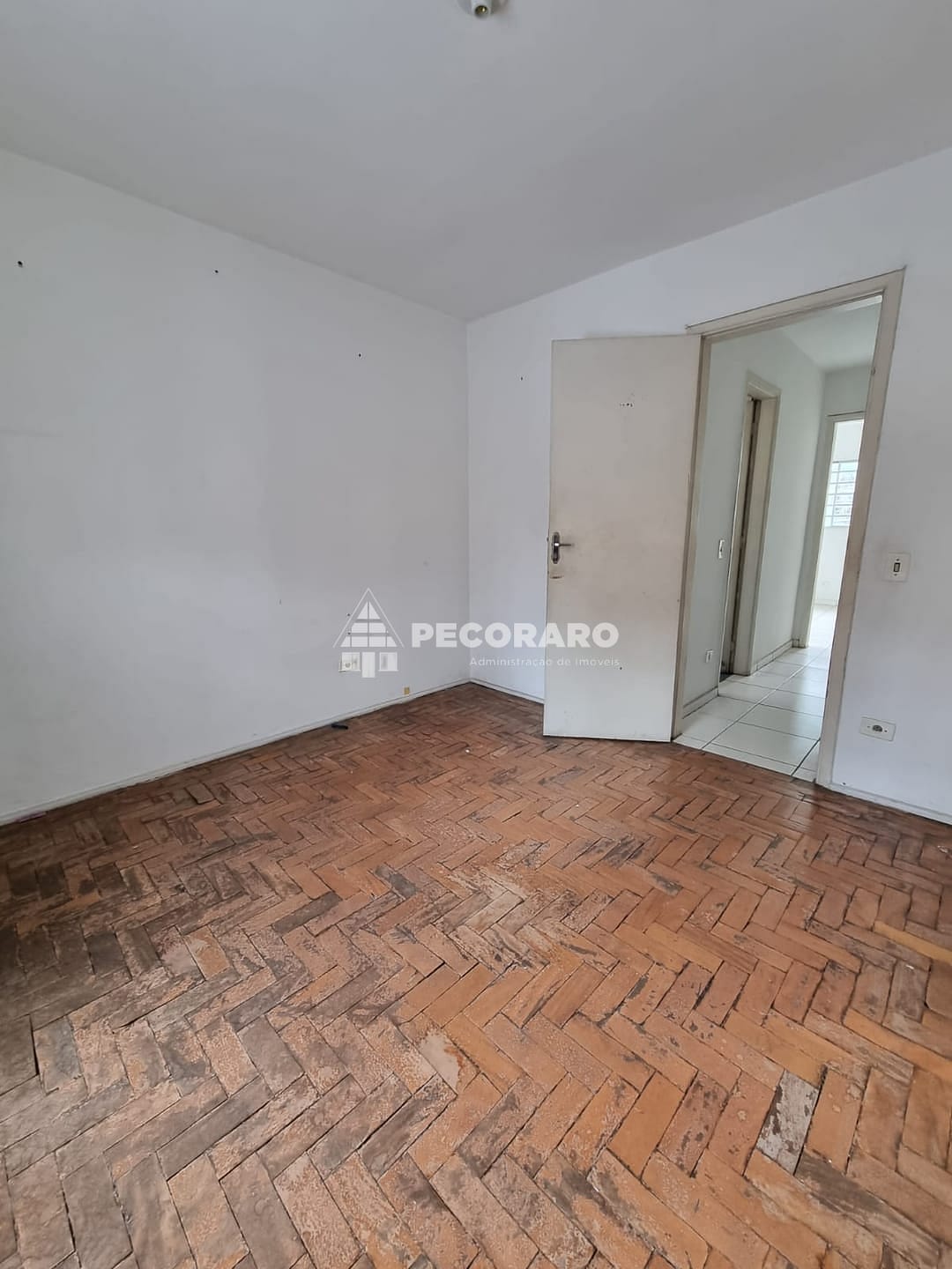 Casa para alugar com 2 quartos, 101m² - Foto 14