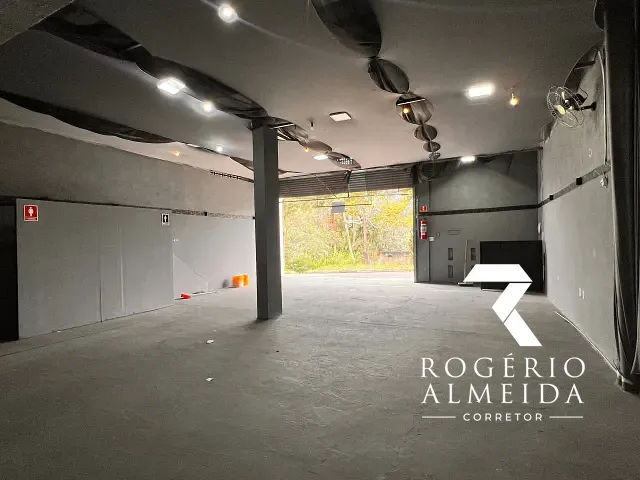 Loja com 100m², para alugar, no bairro Barreiro em Mairiporã