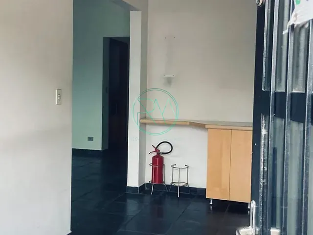 Loja com 250m², à venda ou para alugar, no bairro Vila Santo Antônio em Assis