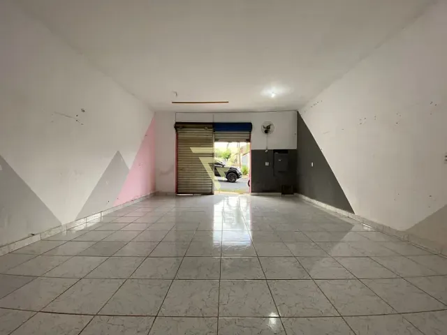 Loja com 30m², para alugar, no bairro Sumarezinho em Ribeirão Preto