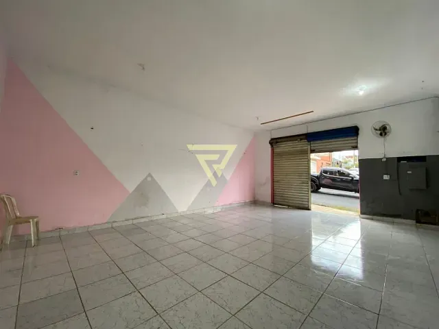 Loja com 30m², para alugar, no bairro Sumarezinho em Ribeirão Preto