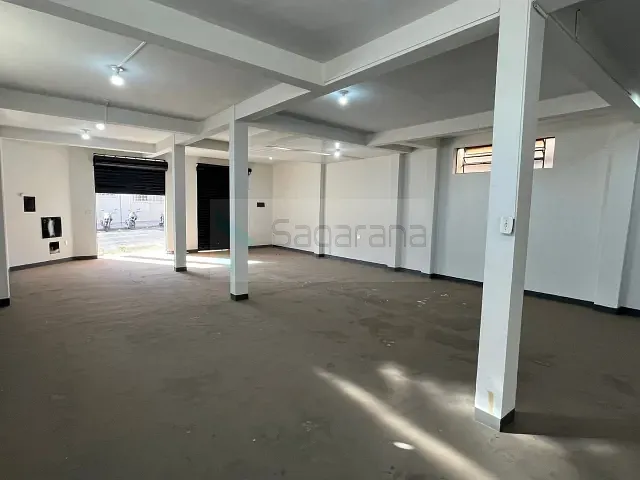 Loja com 237m², à venda ou para alugar, no bairro centro em Patrocínio