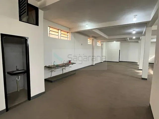 Loja com 237m², à venda ou para alugar, no bairro centro em Patrocínio