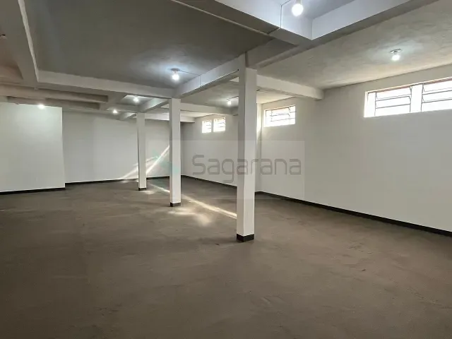Loja com 237m², à venda ou para alugar, no bairro centro em Patrocínio