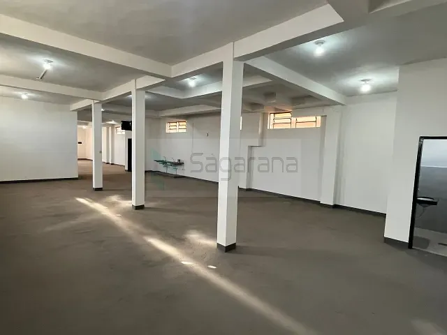 Loja com 237m², à venda ou para alugar, no bairro centro em Patrocínio