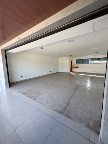 Loja para alugar, no bairro Adeodato em Santa Luzia