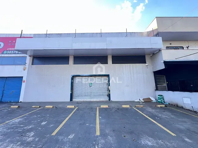 Loja com 382m², à venda, no bairro Jardim Presidente em Goiânia