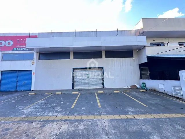 Loja com 382m², à venda, no bairro Jardim Presidente em Goiânia