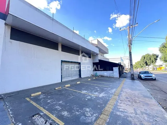 Loja com 382m², à venda, no bairro Jardim Presidente em Goiânia