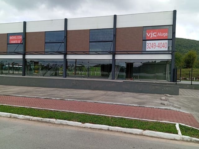 Loja com 146m², para alugar, no bairro Santo Antônio de Lisboa em Florianópolis