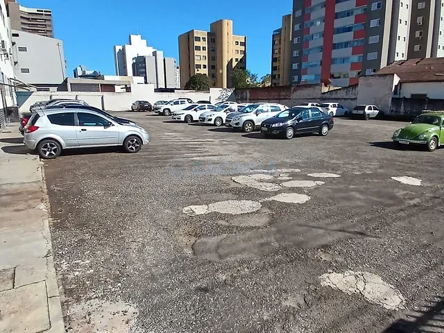 Loja para alugar, no bairro Centro em Apucarana