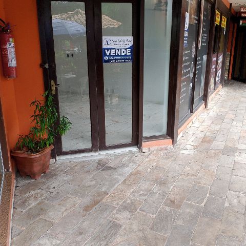 Loja à venda, no bairro Centro em Rio das Ostras
