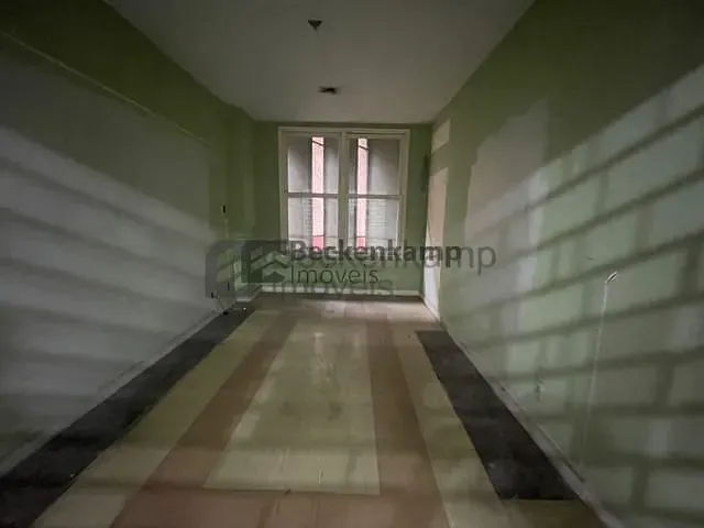 Loja com 15m², para alugar, no bairro Vila Santa Cecília em Volta Redonda