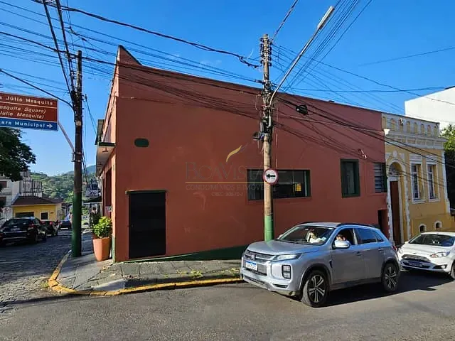 Loja para alugar, no bairro Centro em Piracaia
