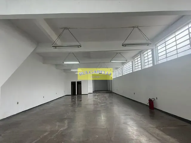 Loja com 480m², para alugar, no bairro Vila Aparecida em Jundiaí