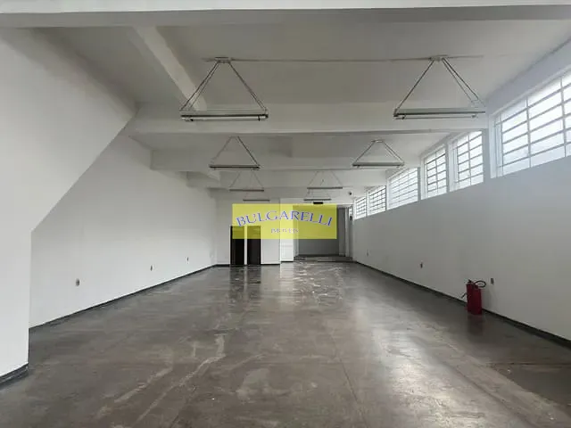 Loja com 480m², para alugar, no bairro Vila Aparecida em Jundiaí