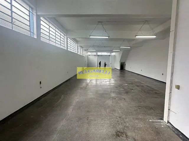 Loja com 480m², para alugar, no bairro Vila Aparecida em Jundiaí