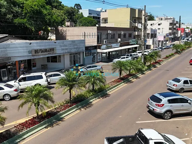 Loja com 1070m², à venda, no bairro Centro em Chopinzinho