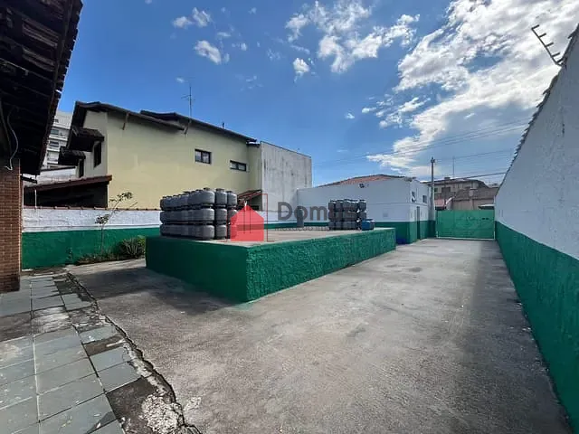 Loja com 373m², à venda, no bairro Centro em Pindamonhangaba
