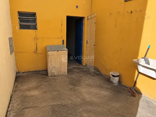 Loja à venda, no bairro Guaíra em Curitiba