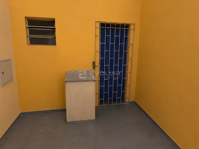 Loja à venda, no bairro Guaíra em Curitiba