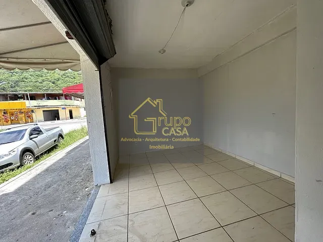 Loja com 18m², para alugar, no bairro Chácaras de Inoã (Inoã) em Maricá