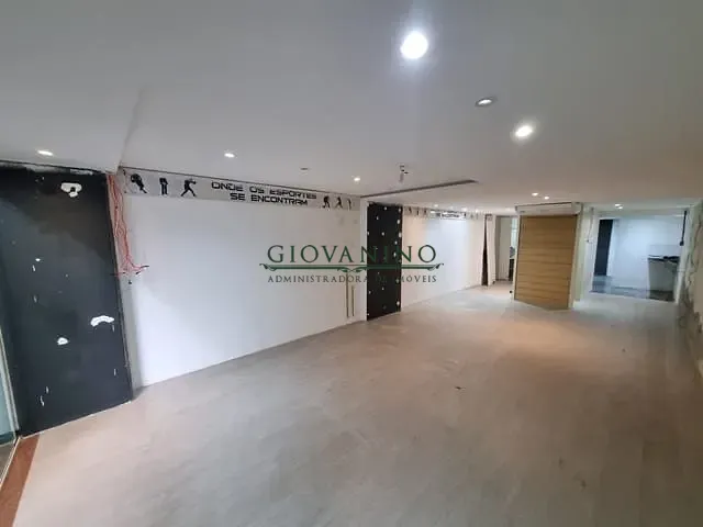 Loja à venda ou para alugar, no bairro Tijuca em Rio de Janeiro